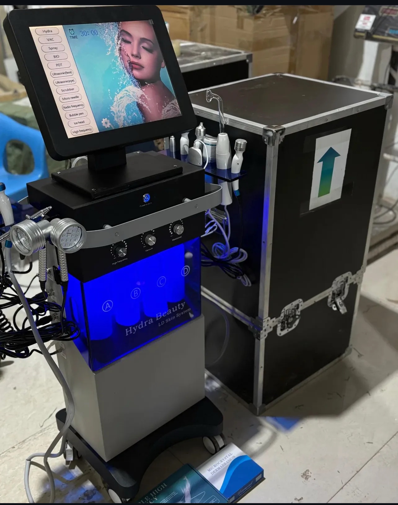 Hydra Beauty 14 in 1 – جهاز هيدرافيشل 14 مرحلة لتنظيف وتجديد البشرة - Image 2